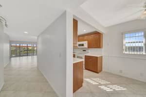 13001 Sw 15th Court 312t, Pembroke Pines