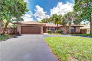 8859 Nw 3rd Court, Coral Springs