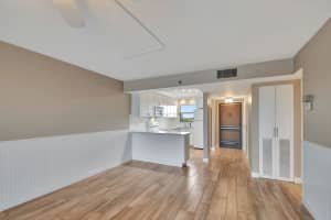 4640 W Lucerne Lakes Blvd W W 502, Lake Worth