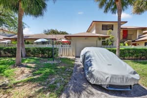 1821 Ne 40th Court 305, Pompano Beach