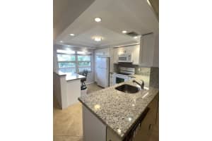 2202 Lucaya Bend C4, Coconut Creek