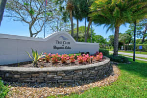 4 Knightsbridge Lane, Boynton Beach