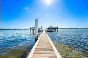 10 Windward Lane, Boynton Beach