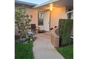 2569 Dudley Drive W D, West Palm Beach
