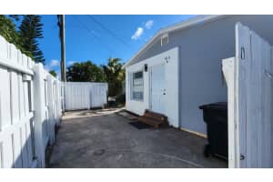 515 N 10th Avenue N Rear, Lake Worth Beach