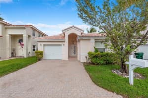 6222 Flores Del Mar, Margate