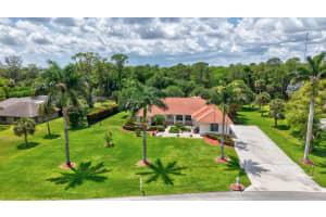 9774 Saddle Court, Lake Worth