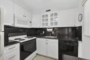 100 Sheffield E, West Palm Beach