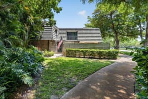 527 5th Terrace, Palm Beach Gardens