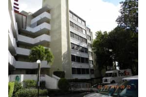 7041 Environ Boulevard 227, Lauderhill