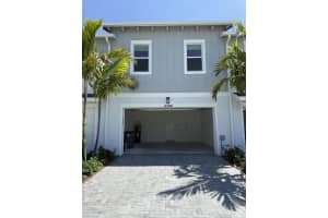 4394 S Longwood Lk Square, Westlake