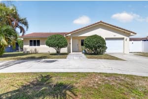2267 Ne 3rd Avenue, Boca Raton