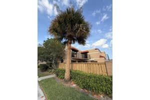 8273 Thames Boulevard Unit D, Boca Raton