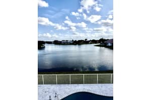 4440 Woodfield Boulevard, Boca Raton