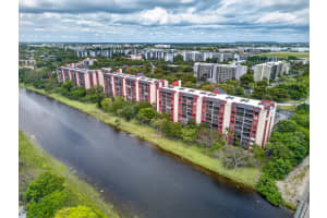 2200 S Cypress Bend Drive 101, Pompano Beach 2200 S Cypress Bend Drive 101, Pompano Beach