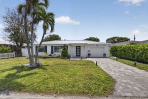 326 Alhambra Place, West Palm Beach