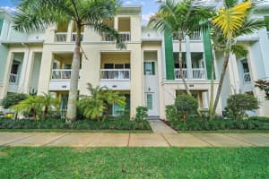 7112 Edison Place, Palm Beach Gardens