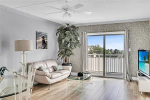 720 Orton Avenue 505, Fort Lauderdale