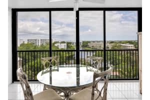 2205 S Cypress Bend Drive 801, Pompano Beach 2205 S Cypress Bend Drive 801, Pompano Beach