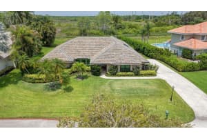 19 Dunbar Road, Palm Beach Gardens
