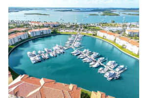 12 Harbour Isle Drive W 204, Fort Pierce