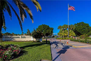 740 Lake Orchid Circle 109, Vero Beach