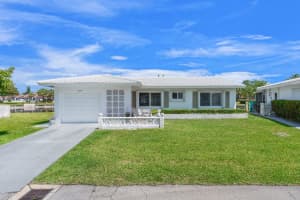 8609 Nw 59th Place, Tamarac