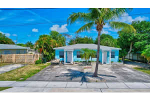 327 Se 3rd Avenue, Delray Beach