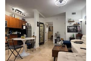 1470 N Dixie Highway 22, Fort Lauderdale