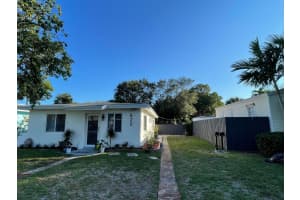 820 Se 14th Street 1-2, Fort Lauderdale