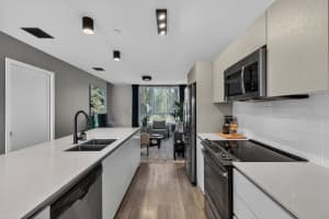 2535 Ne 193rd Street 3203, Miami