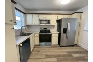 601 S State Rd 7 2h, Margate