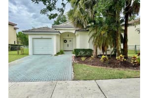 387 Sw 206th Avenue 0, Pembroke Pines