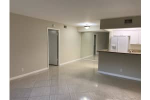 7250 Golf Colony Court 104, Lake Worth