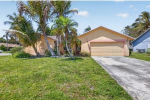 9389 Longmeadow Circle, Boynton Beach