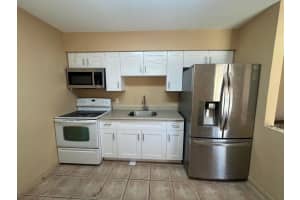 210 Sw 2nd Terrace, Dania Beach
