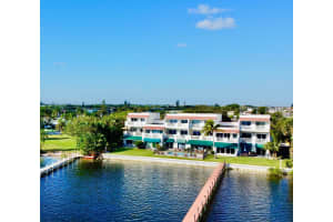 324 N Lake Drive, Lantana 324 N Lake Drive, Lantana