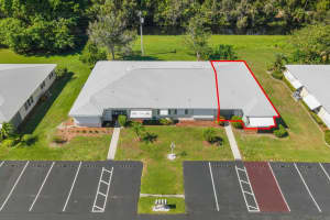 109 Lakes End Drive D, Fort Pierce