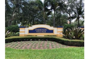 2806 S Evergreen Circle, Boynton Beach