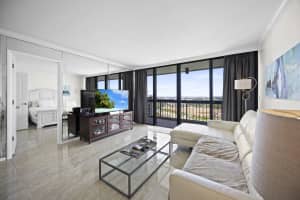 2425 Presidential Way Ph2, West Palm Beach