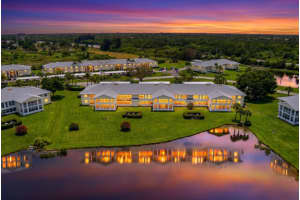 360 Grove Isle Circle, Vero Beach