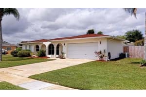 201 Ne Midfield Lane, Port St. Lucie, Fl 34983, Port Saint Lucie