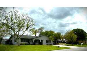 202 Sw Crescent Avenue, Port St. Lucie, Fl 34984, Port Saint Lucie