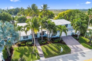 490 Mars Way, Juno Beach