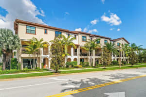 7115 Edison Place, Palm Beach Gardens