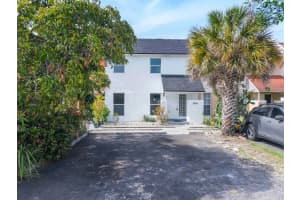 6561 Boulevard Of Champions, North Lauderdale