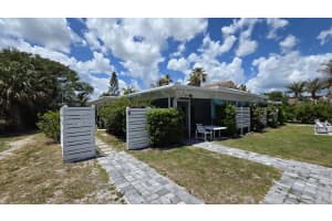 1125 S Ocean Drive B, Hutchinson Island