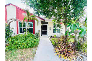 226 Palmetto Court, Jupiter