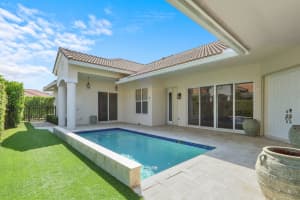 2931 Twin Oaks Way, Wellington