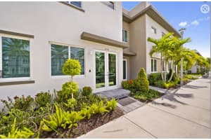 10351 Nw 66th Street, Doral